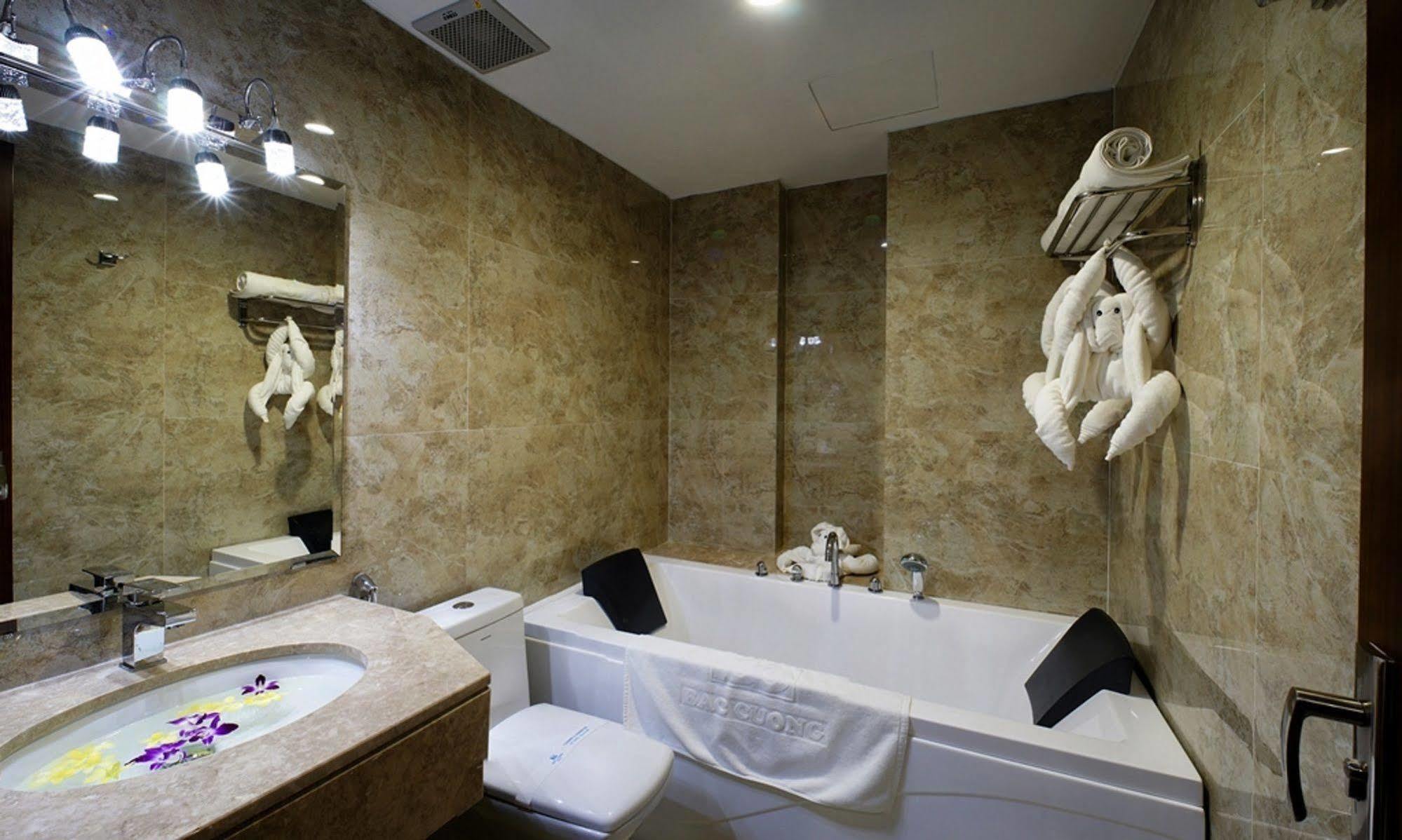 Bac Cuong Hotel Da Nang Exterior foto